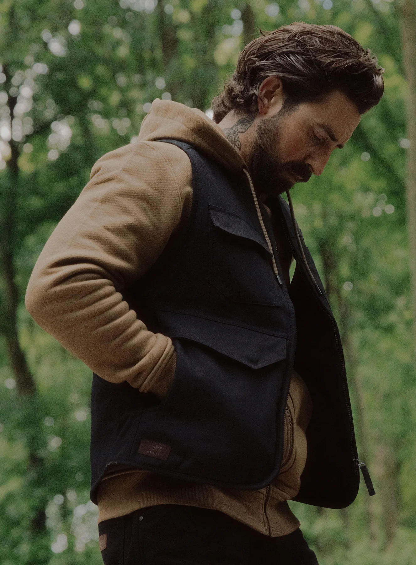 DISSIDENT UTILITY VEST - Image 4