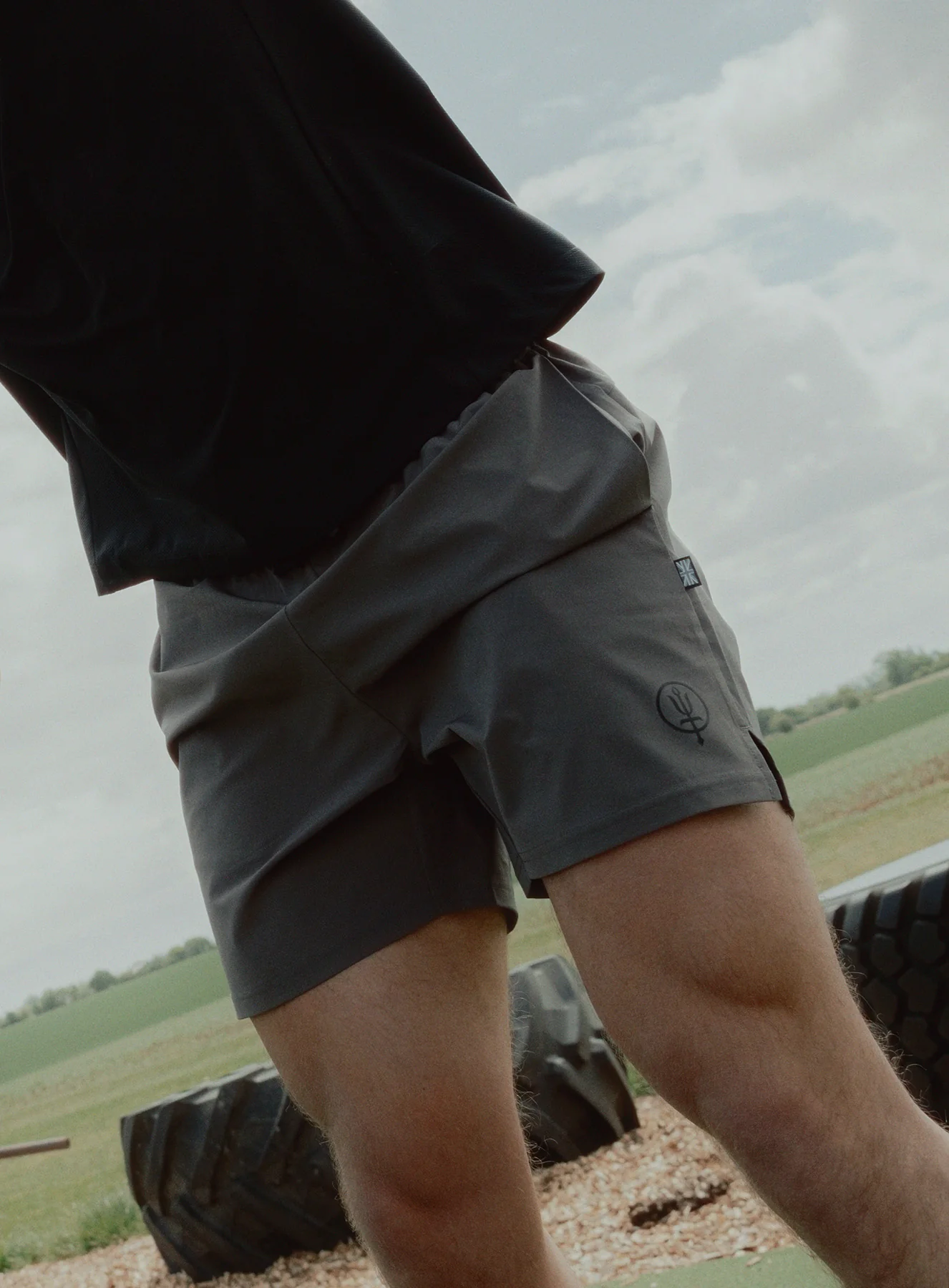 FORCE MOTION SHORTS - Image 4