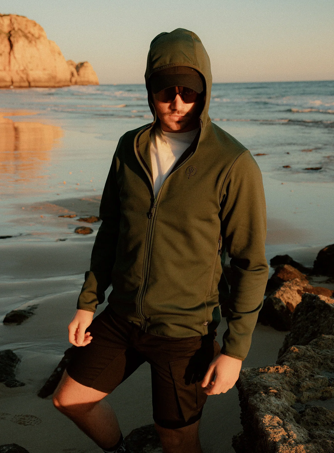 FORWARD HOODIE - Image 3