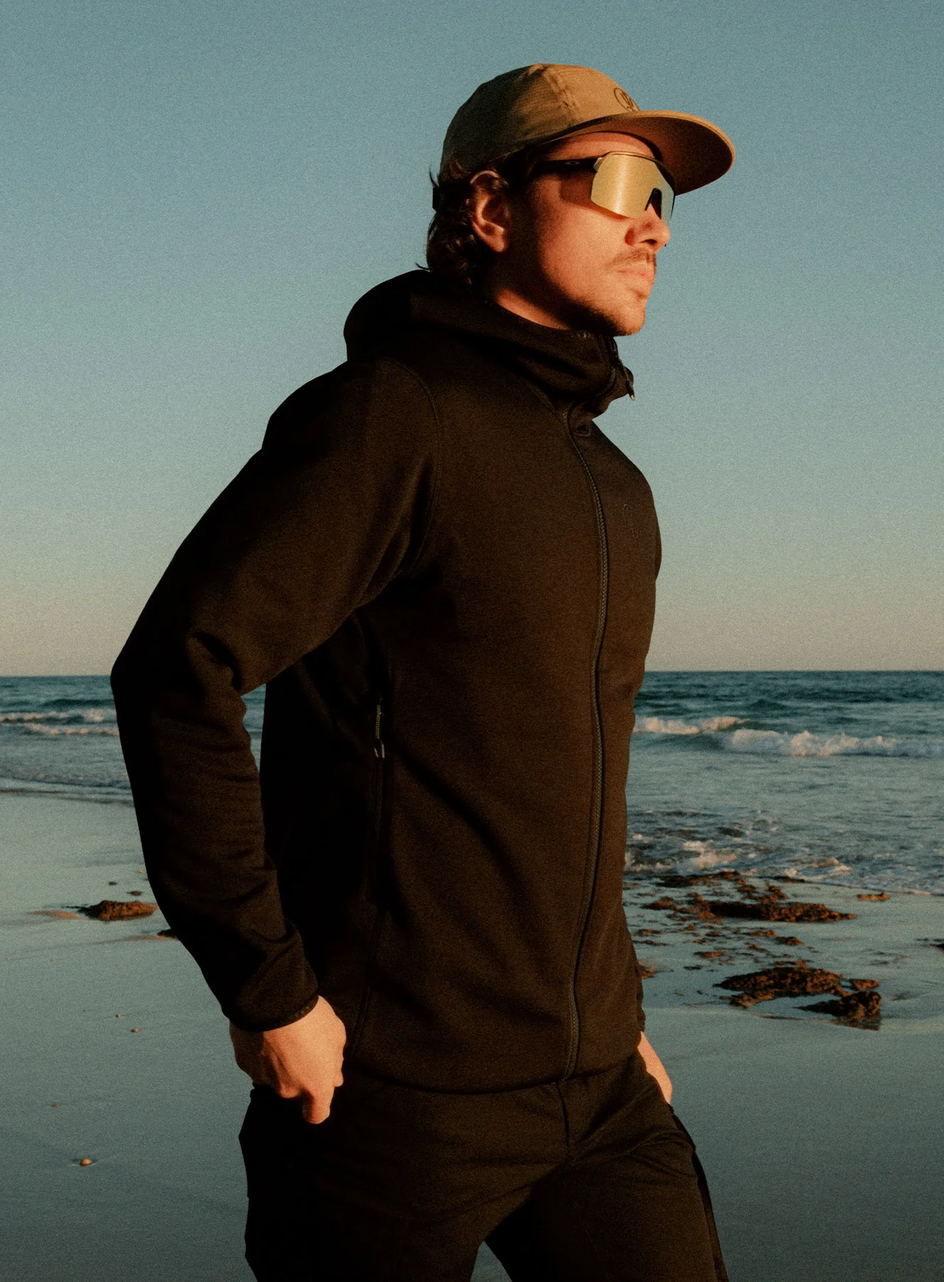 FORWARD HOODIE - Image 2