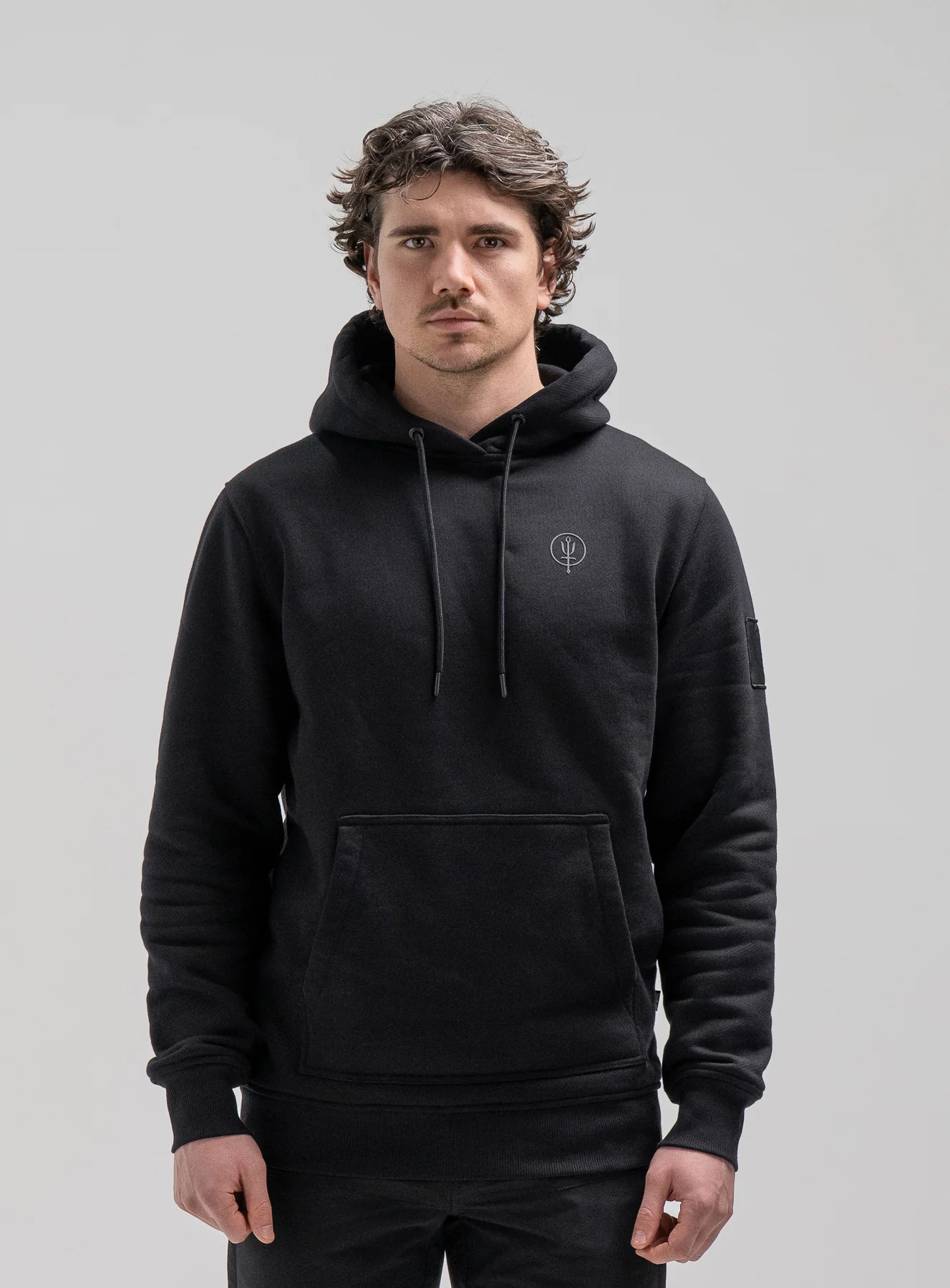 INSIGNIA HOODIE