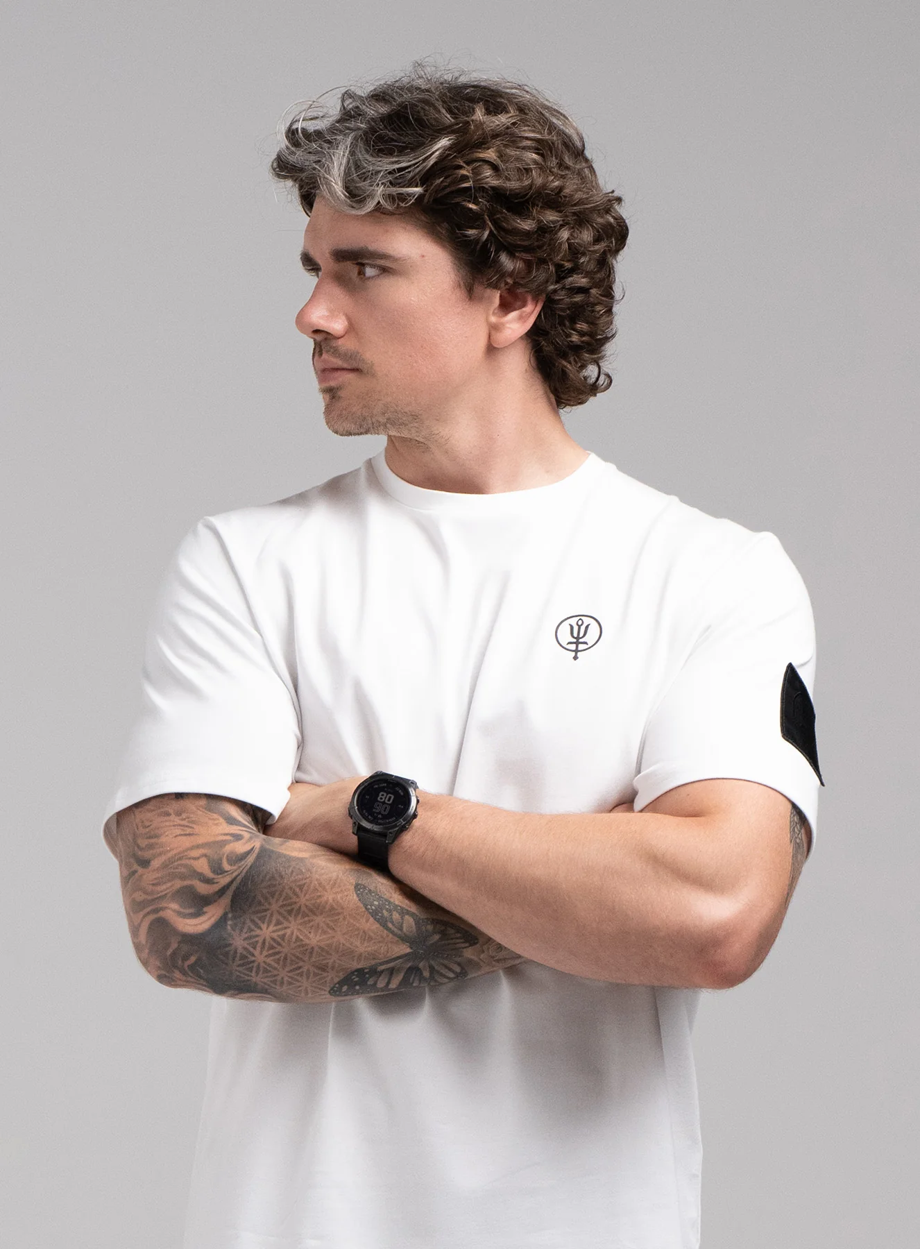 INSIGNIA T-SHIRT - LOVE MANY TRUST FEW - Image 4