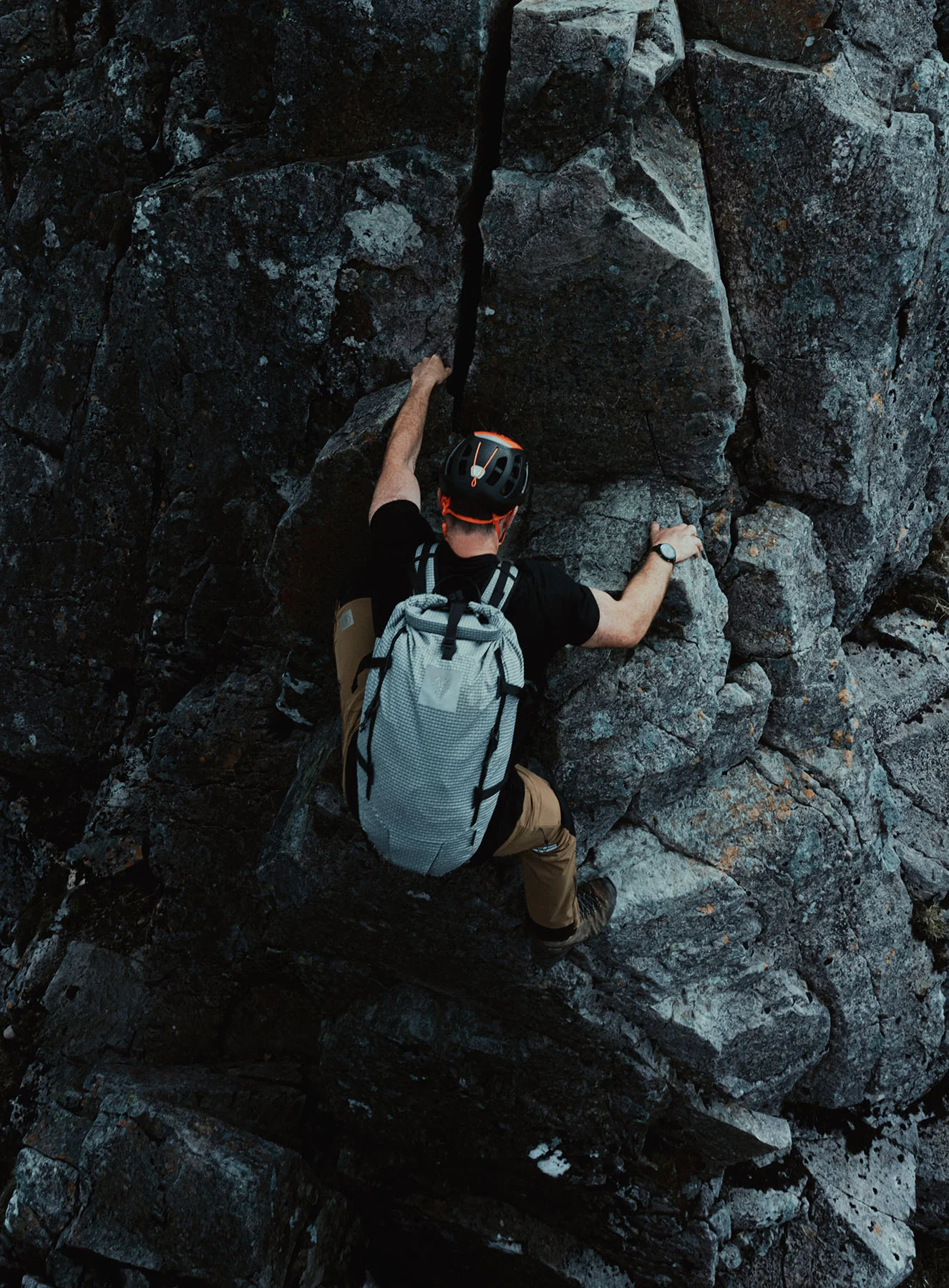 ORBITAL 30L DYNEEMA® CLIMBING BACKPACK - Image 11
