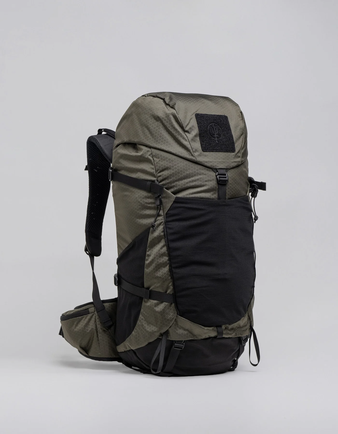PINNACLE 42L HIKING BACKPACK - Image 4