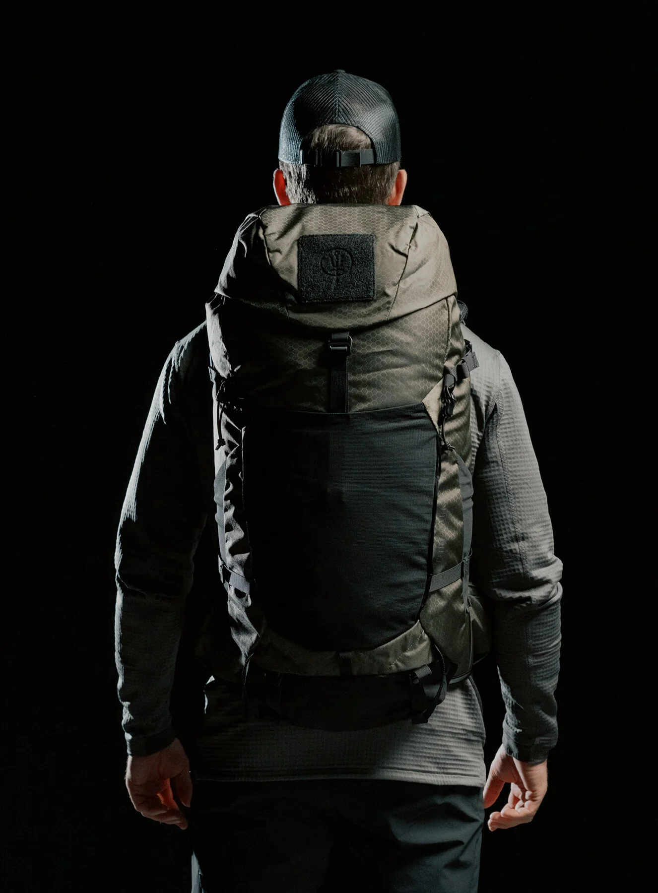 PINNACLE 42L HIKING BACKPACK - Image 6